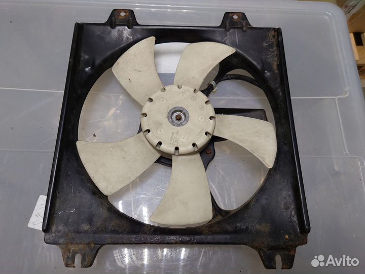 Вентилятор охлаждения двигателя Mitsubishi Eclipse