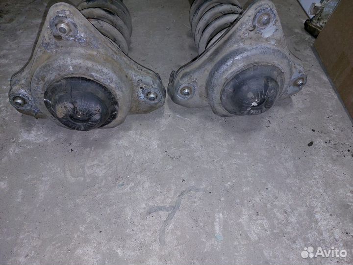 Комплект передних стоек Audi A6 C6