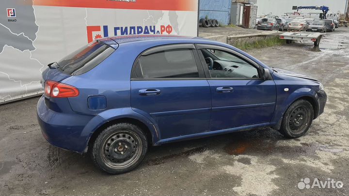 Накладка двигателя Chevrolet Lacetti (J200) 96494377