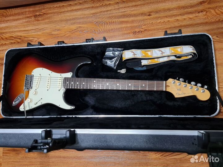 Fender USA American Deluxe Stratocaster 3TS 2011