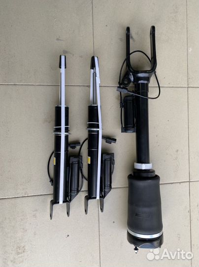 Амортизатор 211 m передний