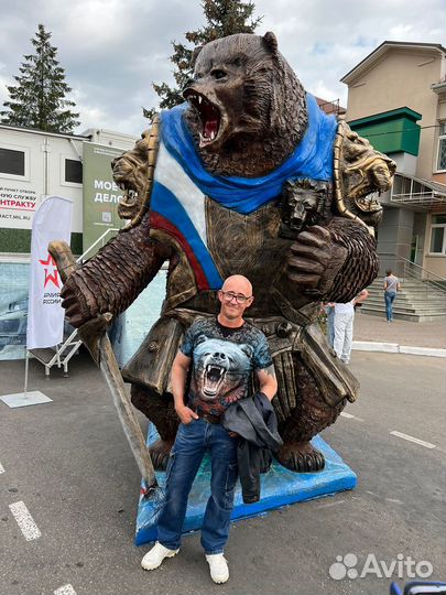 Скульптура медведь 