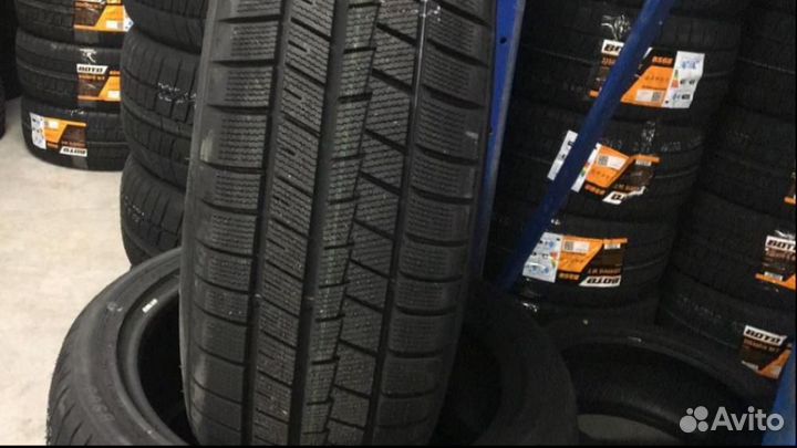 Boto BS68 215/55 R17 94T