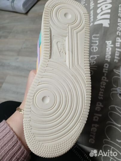 Кроссовки женские весна