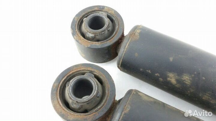 Амортизатор задний Nissan R'nessa N30 SR20 1999