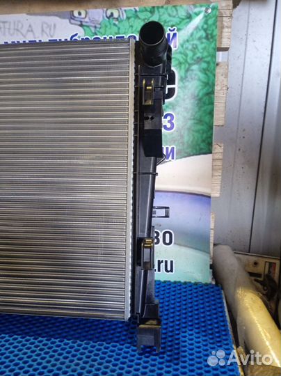 Радиатор основной Renault Logan