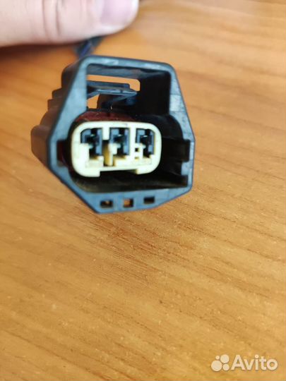 Фишка 3-х контактная Ford