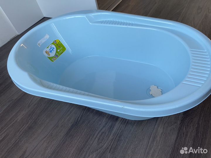 Новая ванночка для купания с горкой