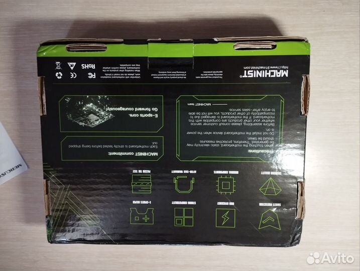 Материнская плата с процессором и памятью