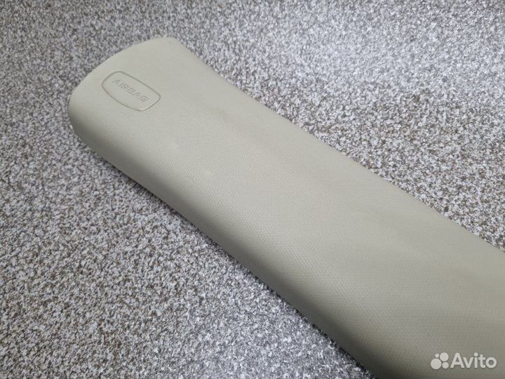 Накладка стойки передняя правая Geely Atlas 2.4