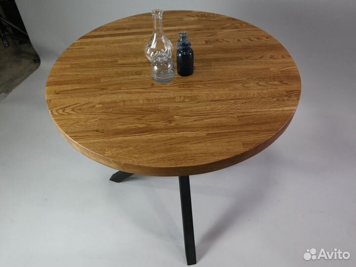 Стол круглый дубовый лофт