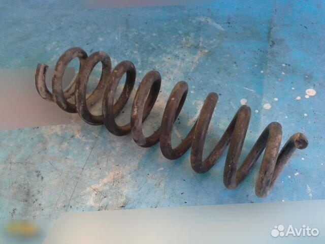 Пружина задняя BMW 3-серия E90 E91 2005