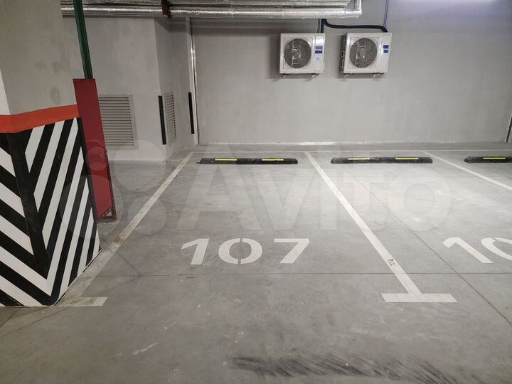 Машиноместо, 14 м²