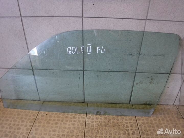 Стекло двери передней Volkswagen Golf