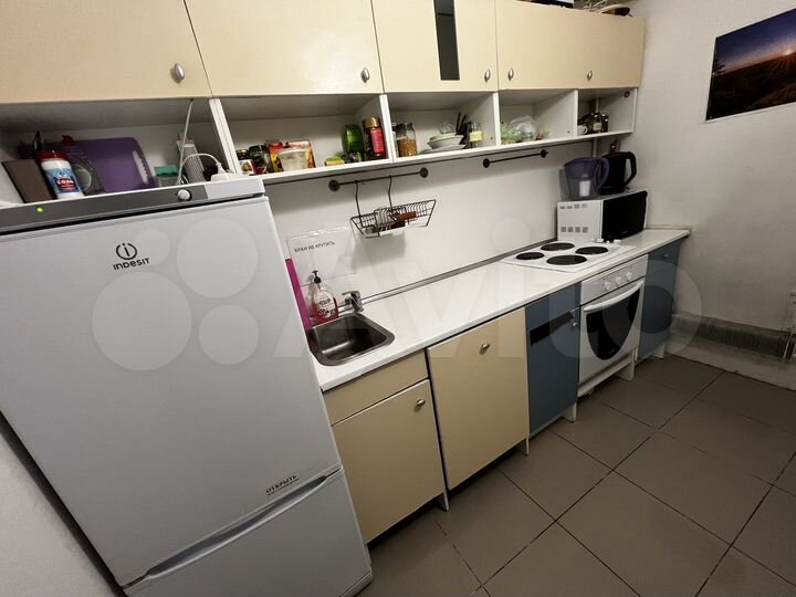 Комната 7 м² в 8-к., 10/22 эт.