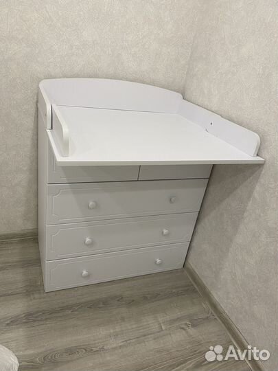 Пеленальный комод белый