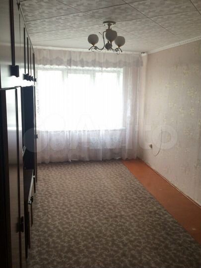 Комната 28 м² в 2-к., 4/5 эт.