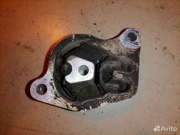 Опора двигателя (подушка двс) задняя 11360JA000 Ni