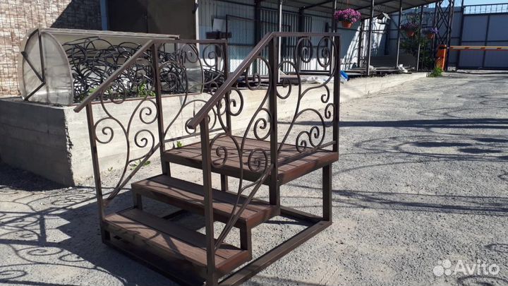 Лестница крыльцо из металла