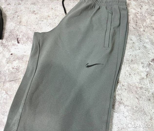 Спортивные костюмы Nike