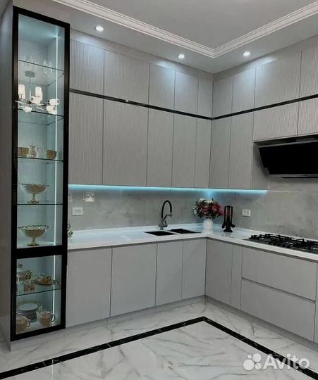 Красивая кухня на заказ собственное производство