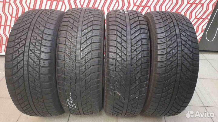 Goodyear Vector 4Seasons 205/55 R16