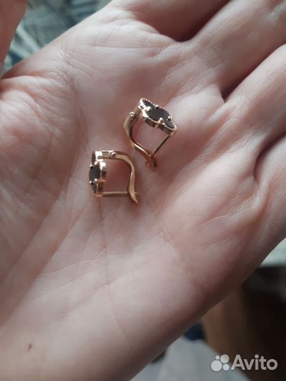 Золотые серьги под Van Cleef