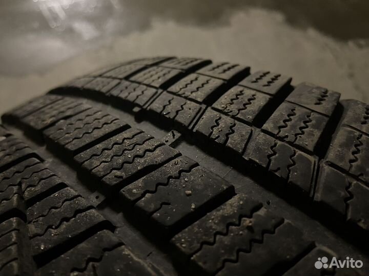 Hankook Winter I'Cept Evo2 W320 225/45 R17