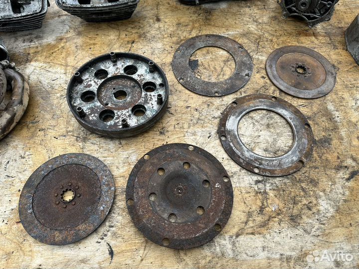 Продам запчасти на мотоцикл Днепр мт 11 кмз