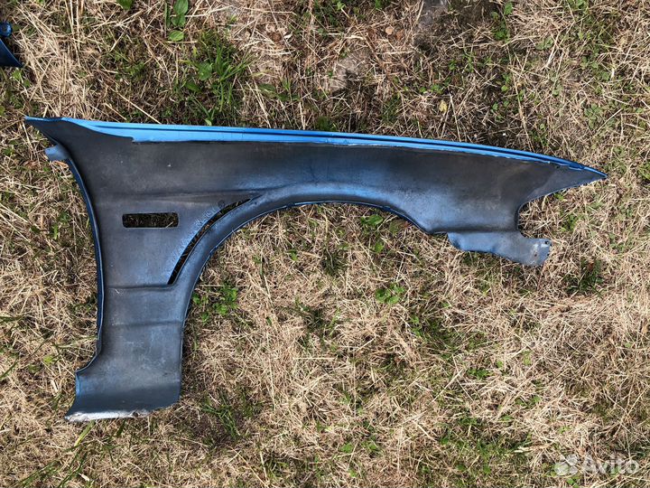 Крылья передние на nissan skyline r33