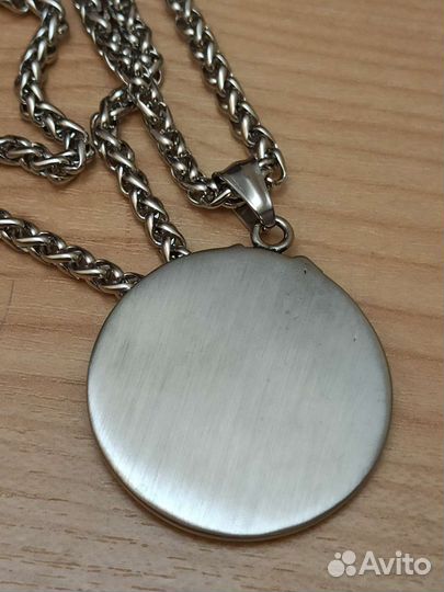 Медальон Лис, сталь