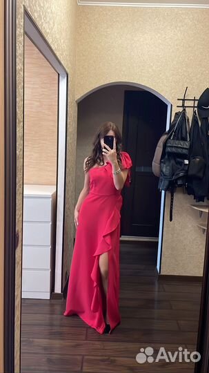 Вечернее платье