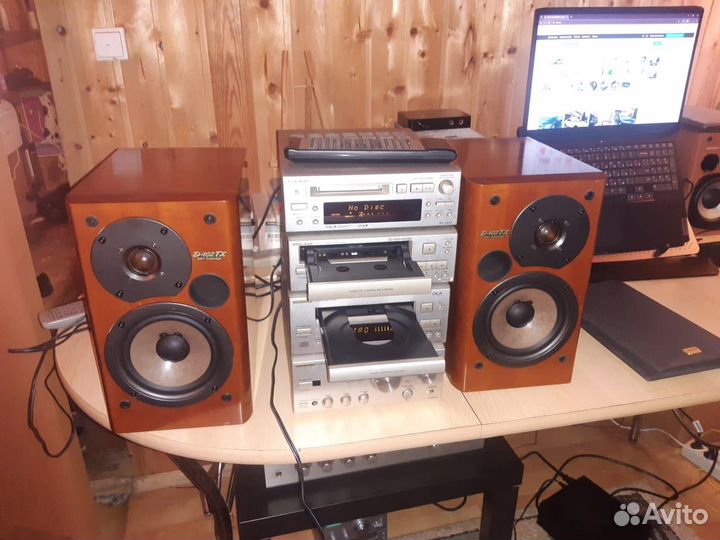 Музыкальный центр onkyo