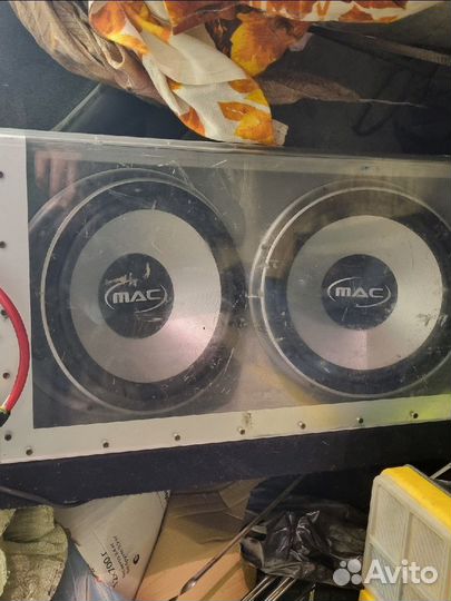 Сабвуфер и усилитель в автомобиль