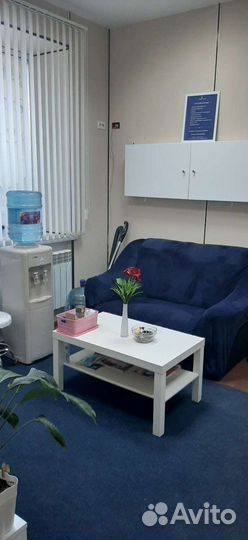 Аренда стола для мастера маникюра