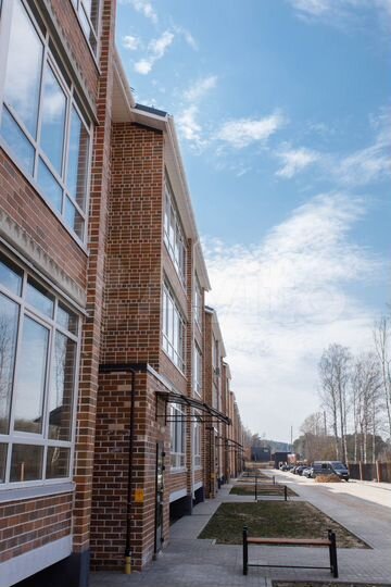 2-к. квартира, 67,1 м², 2/4 эт.