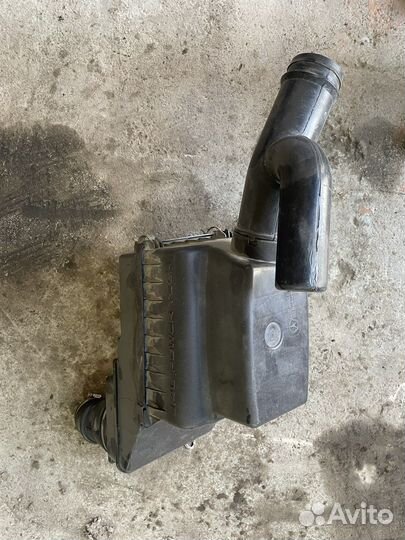 Корпус воздушного фильтра газ крайслер