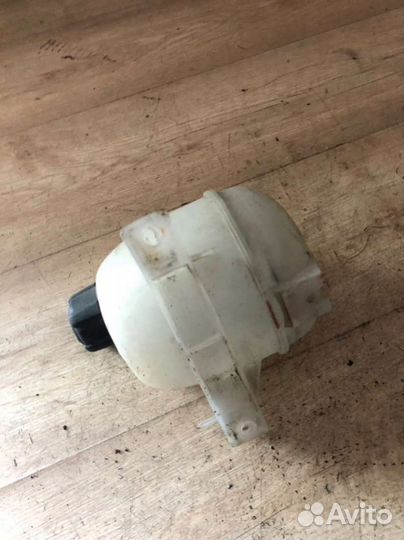 Расширительный бачок renault sandero 1 0.0 nn