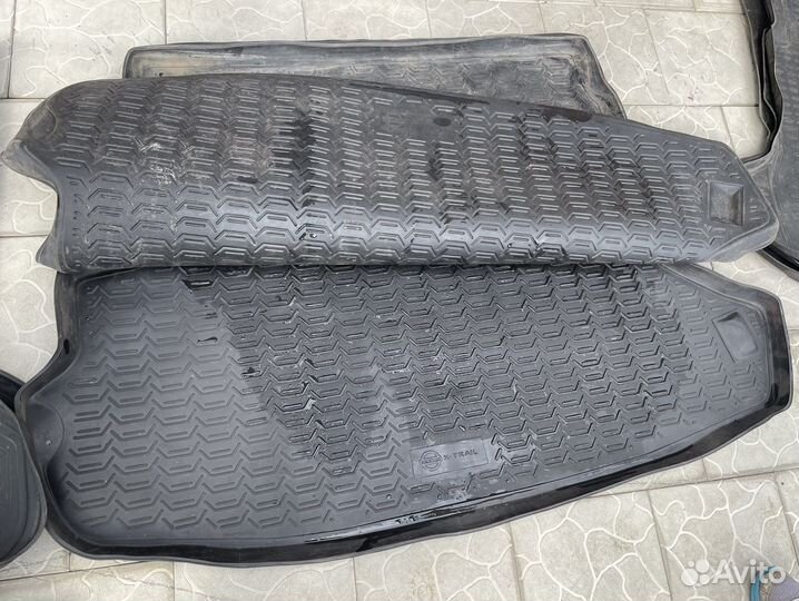 Автомобильные коврики оригинал в багажник Б/у