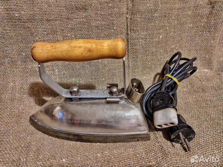 Утюг зтк 1952 год СССР