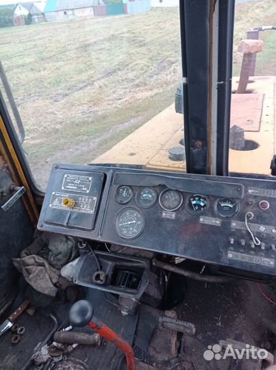 Трактор ВгТЗ ДТ-75, 1990