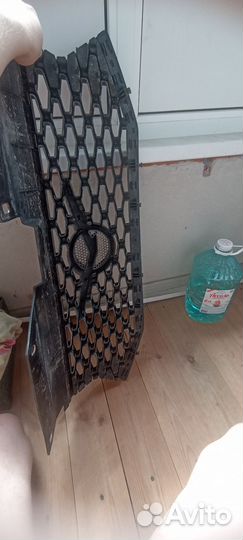 Решетка радиатора УАЗ Патриот