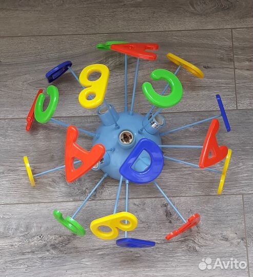 Продам люстру