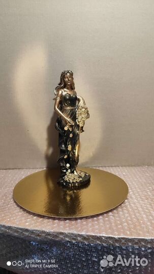 Статуэтка Фортуна без повязки