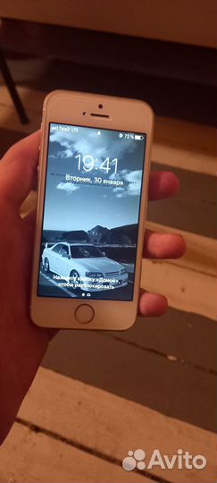 iPhone 5S, 64 ГБ