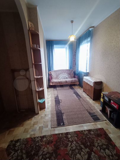 Комната 19 м² в 4-к., 3/4 эт.