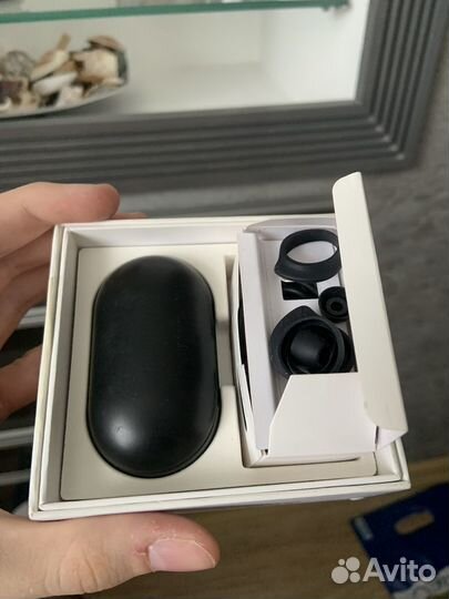 Samsung galaxy buds. Нет одного наушника