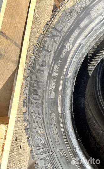 Gislaved Soft Frost 200 215/60 R16 99T