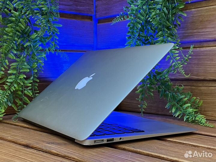 Apple MacBook Air 13 2017