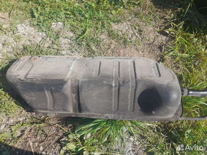 Тойота Естима